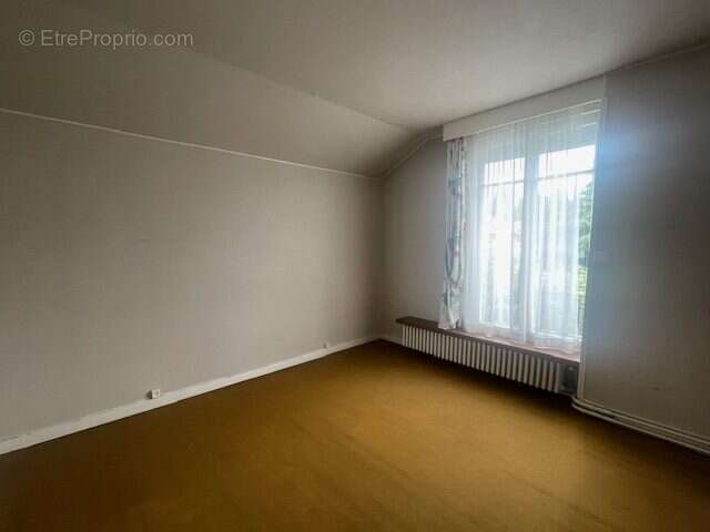 Maison à LE BLANC-MESNIL