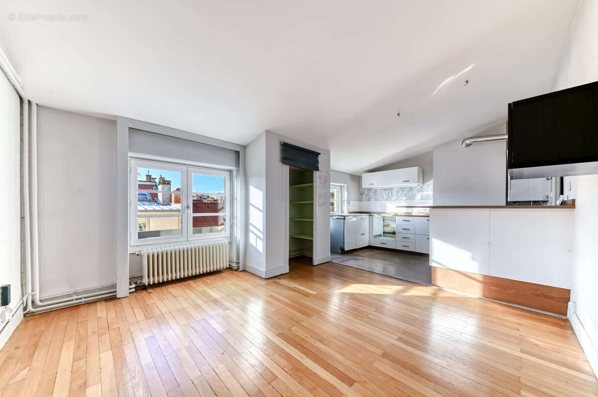Appartement à LYON-6E