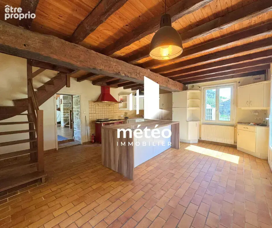 Maison en pierre  de 172m² - Péault - photo 8