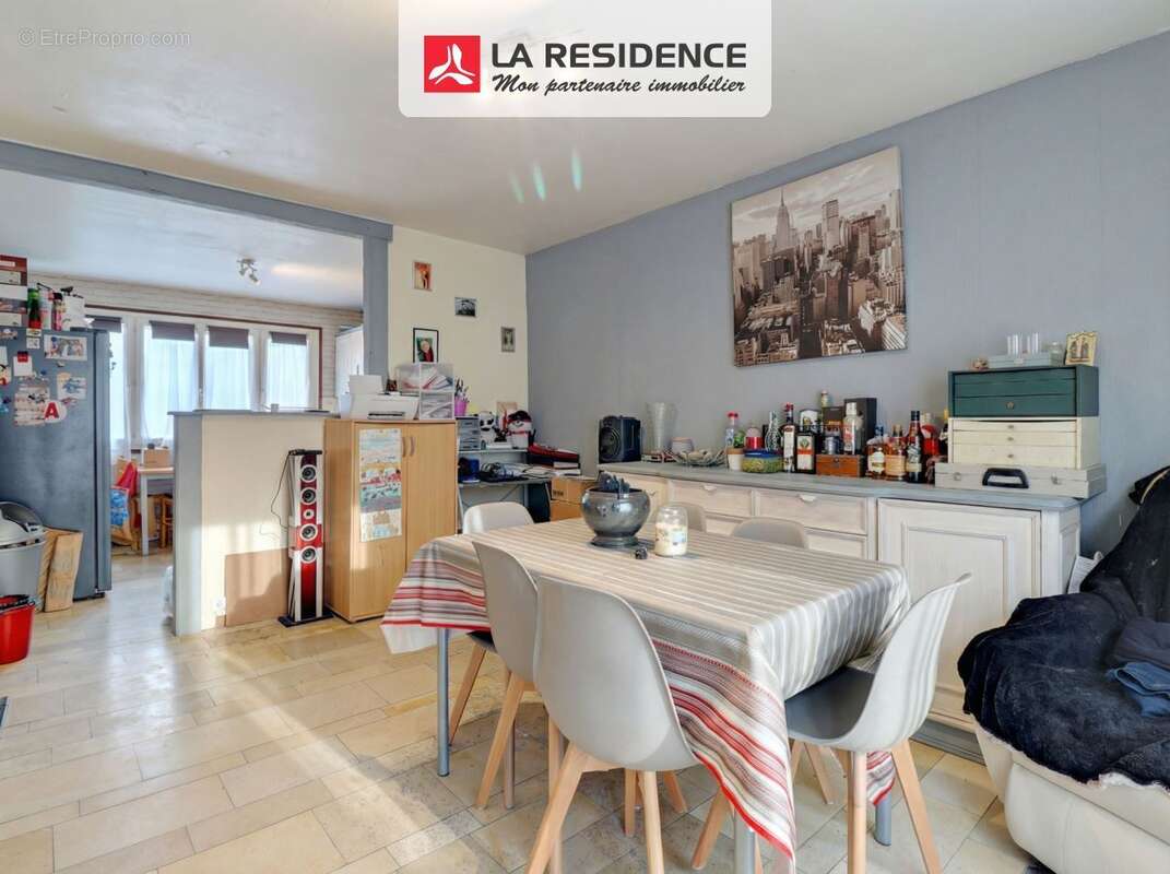 Appartement 78 m² à Maurecourt  - photo 4
