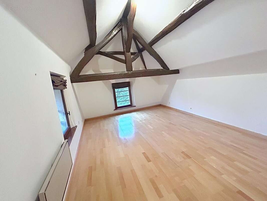 Photo 2 - Appartement à VERRIERES-LE-BUISSON