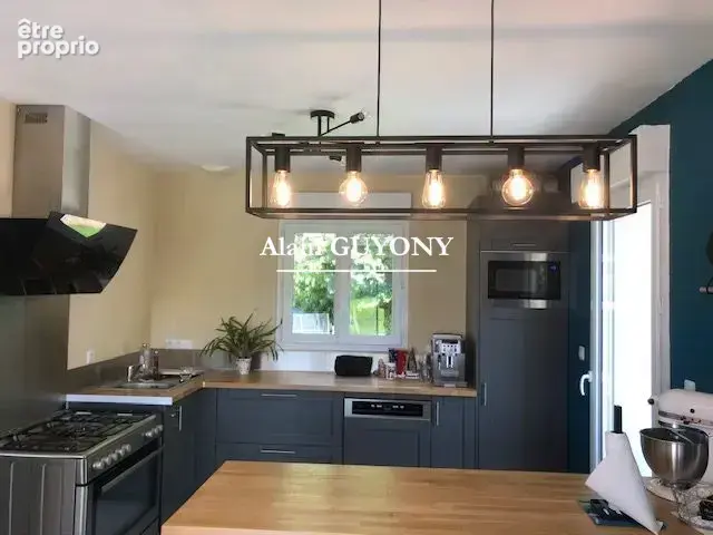 Maison 4 pièces 82 m² à vendre à Pont-L'eveque (14130) - photo 4