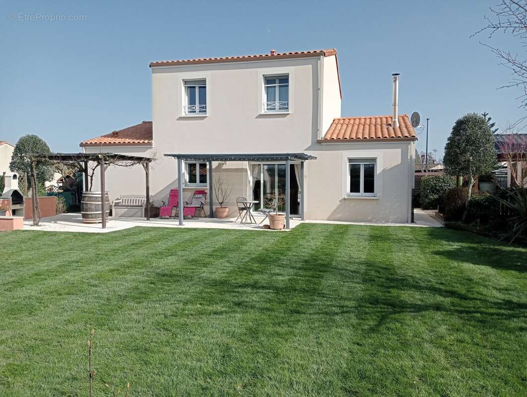 Maison à SAINT-MAURICE-LE-GIRARD