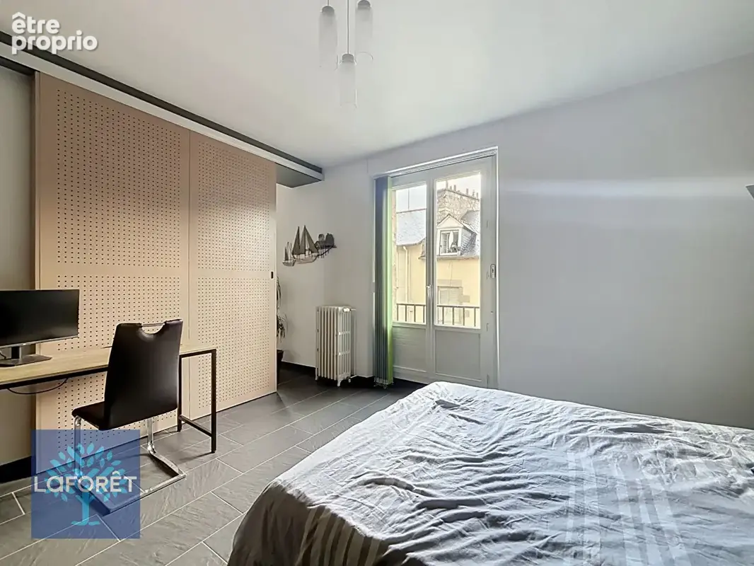 Appartement Fougeres  3 pièce(s) 81 m2 - photo 8