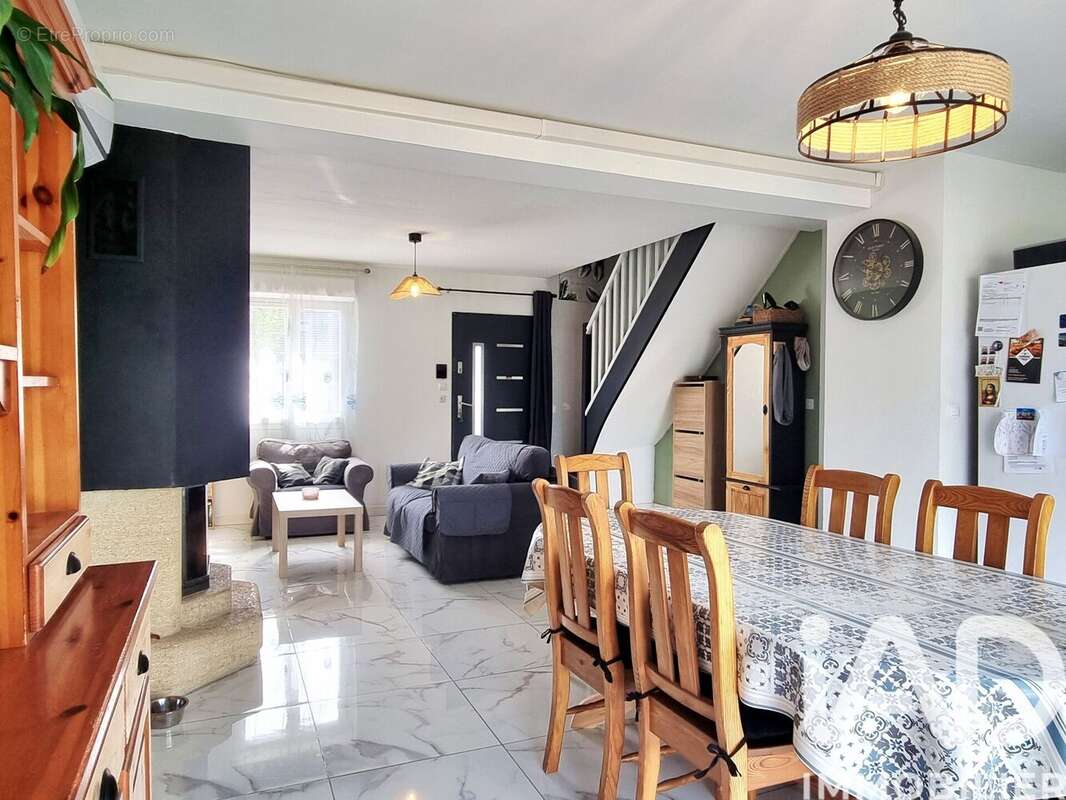 Maison 129 m² à Fresnay-L'eveque  - photo 3