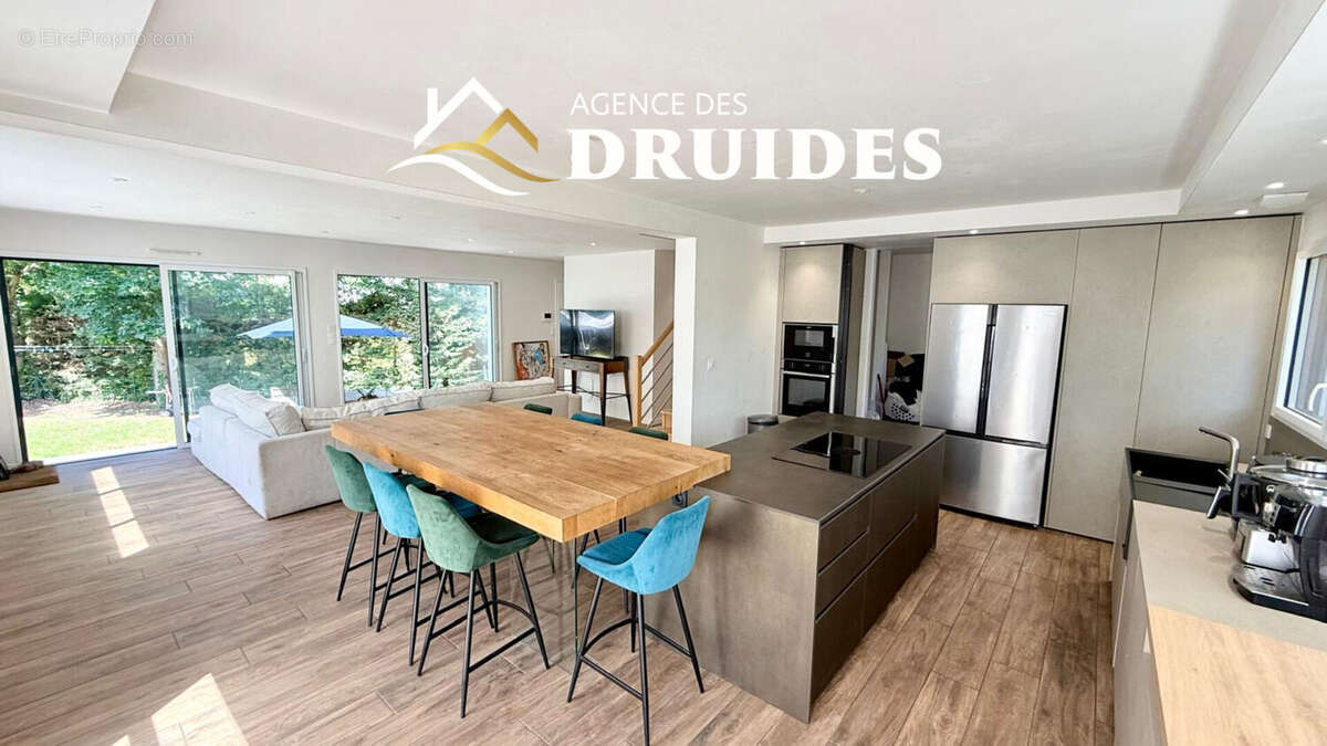 Maison de 2022 Carnac plage 176 m² (204.m² utiles) - photo 3