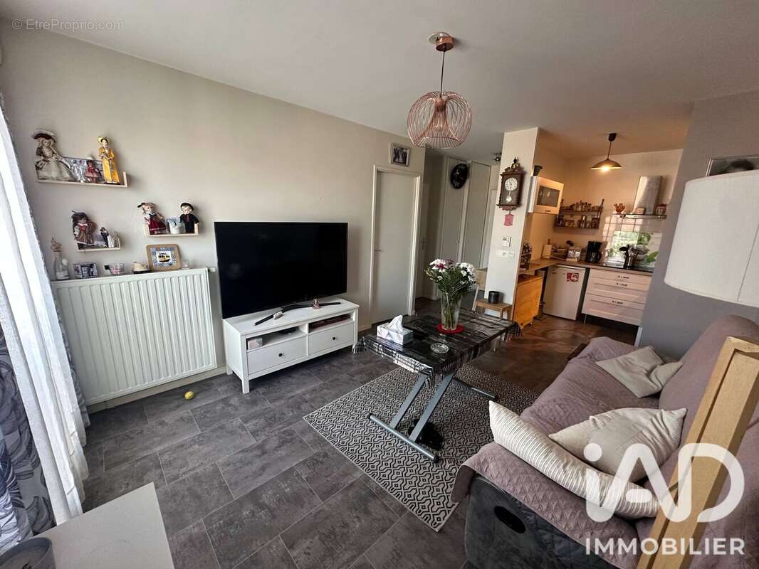 Photo 2 - Appartement à LIEUSAINT