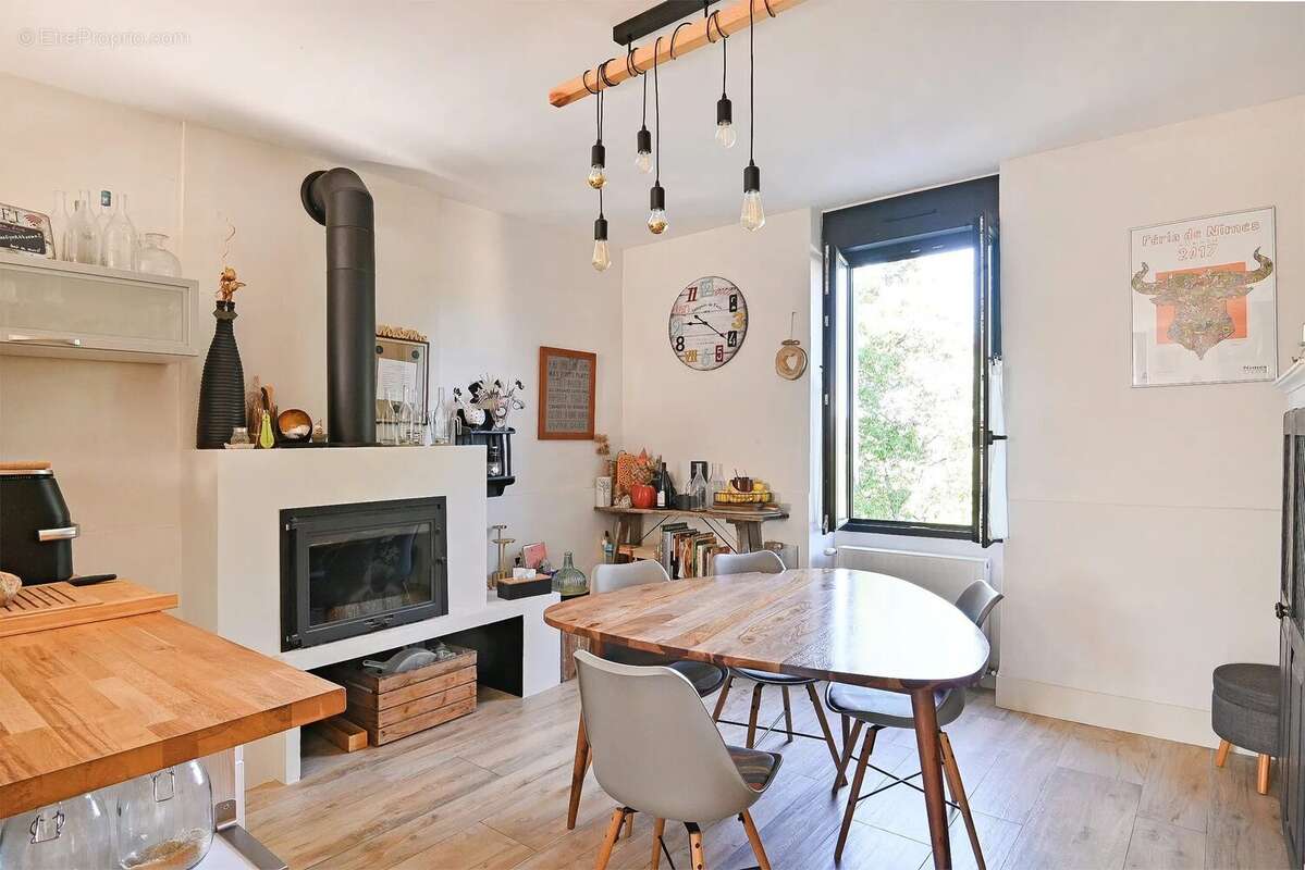 Maison à MOUSSAC