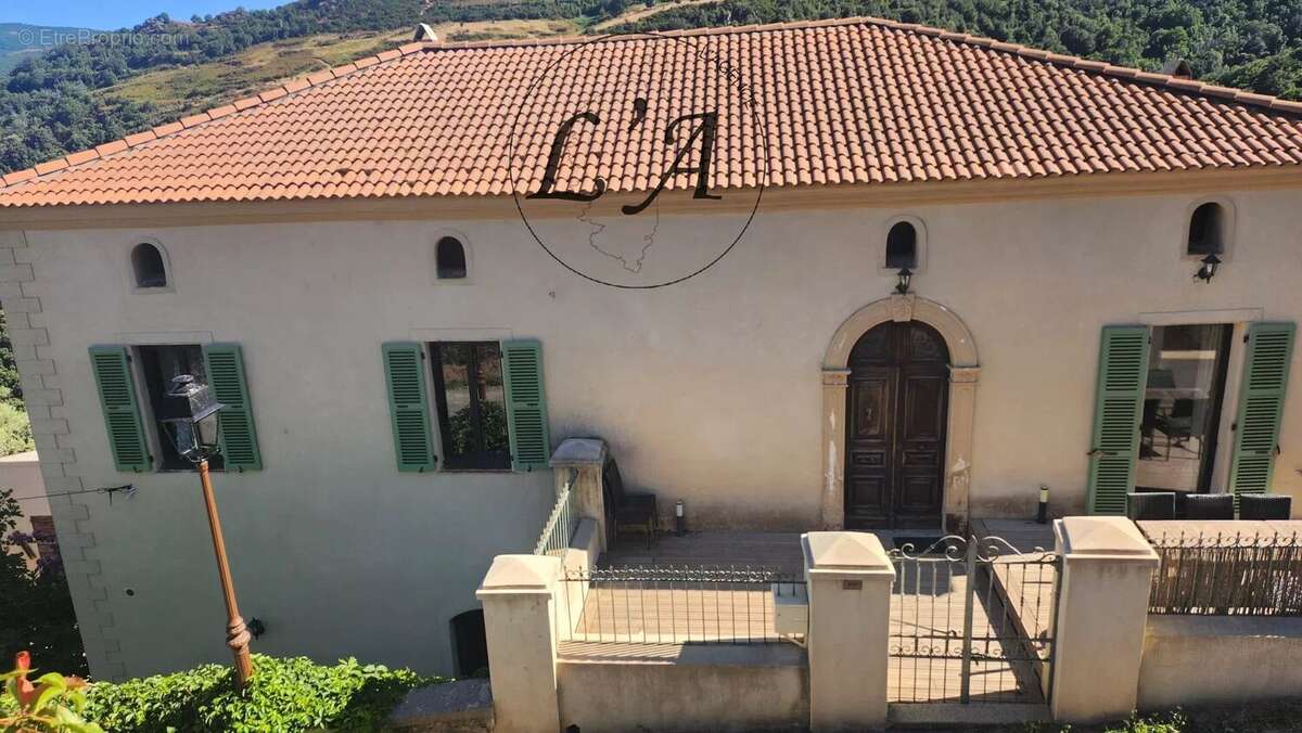 Appartement à SANTO-PIETRO-DI-TENDA