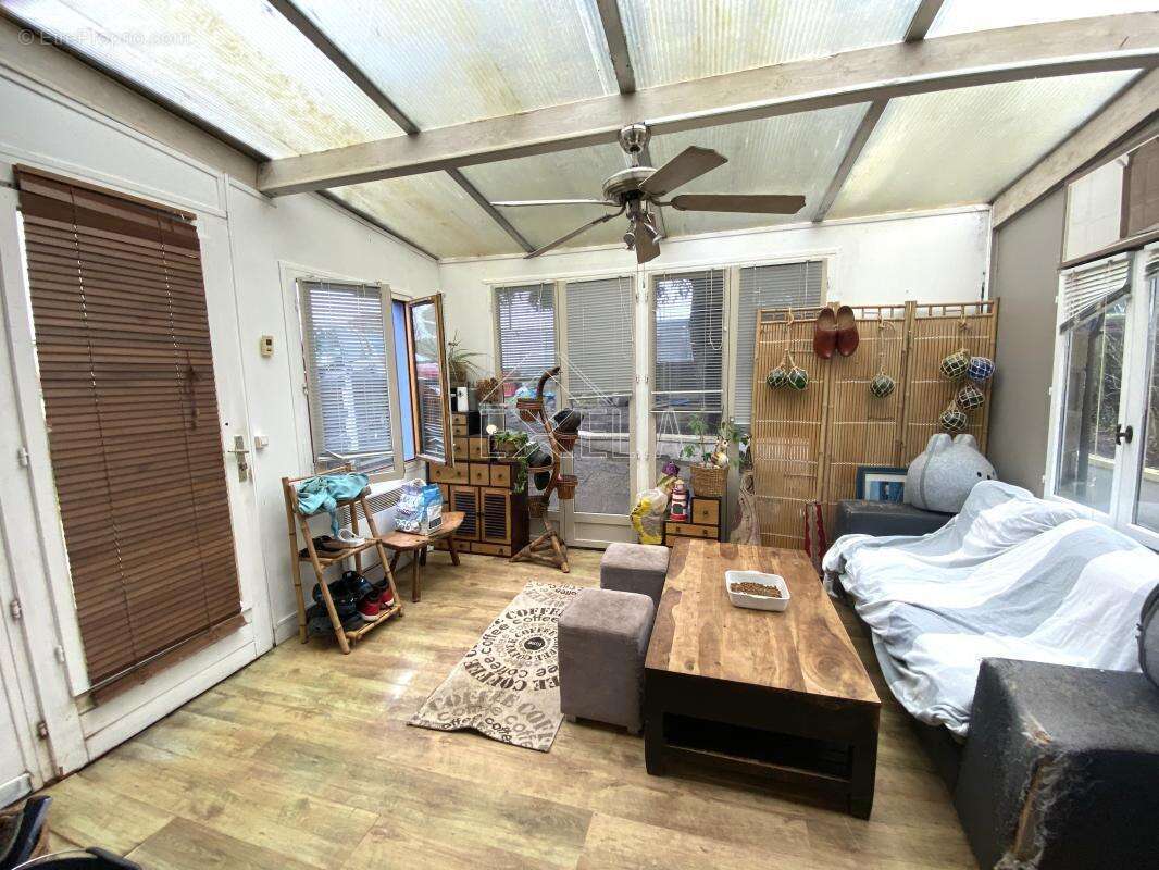 Maison à LIMETZ-VILLEZ