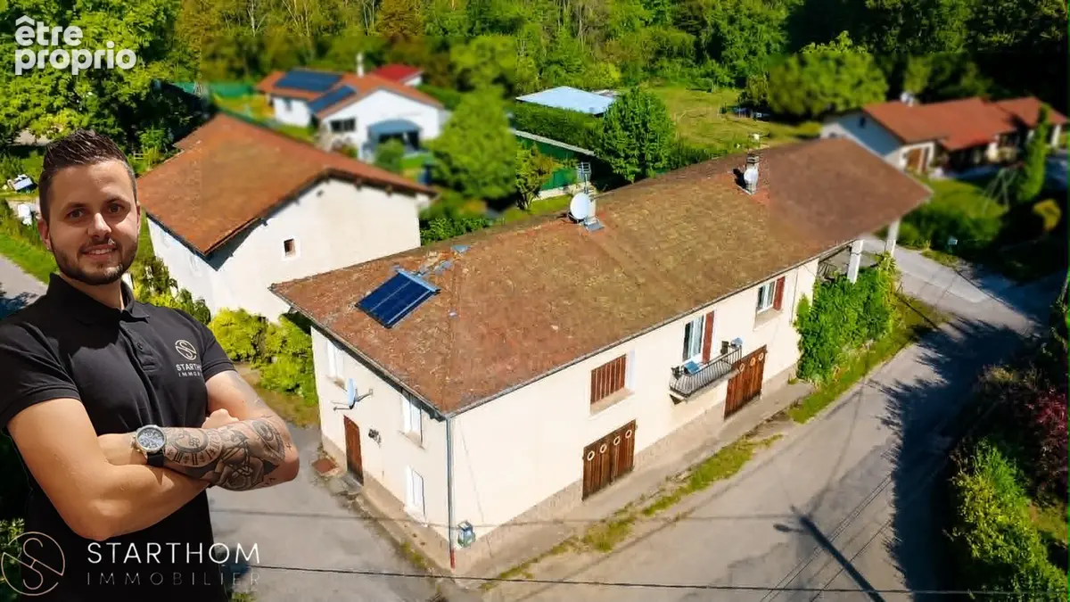 Maison à SAINT-PIERRE-DE-BRESSIEUX