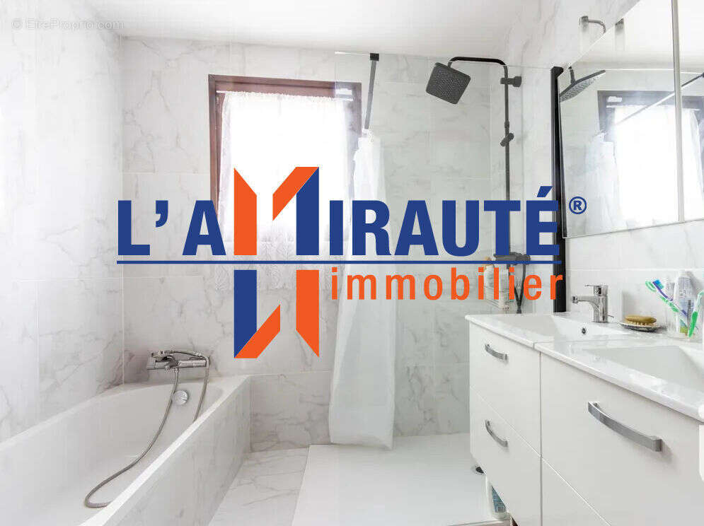 Maison à SARTROUVILLE