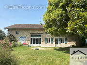 Maison à MAZEROLLES