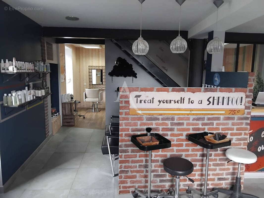 Commerce à CHEMILLE