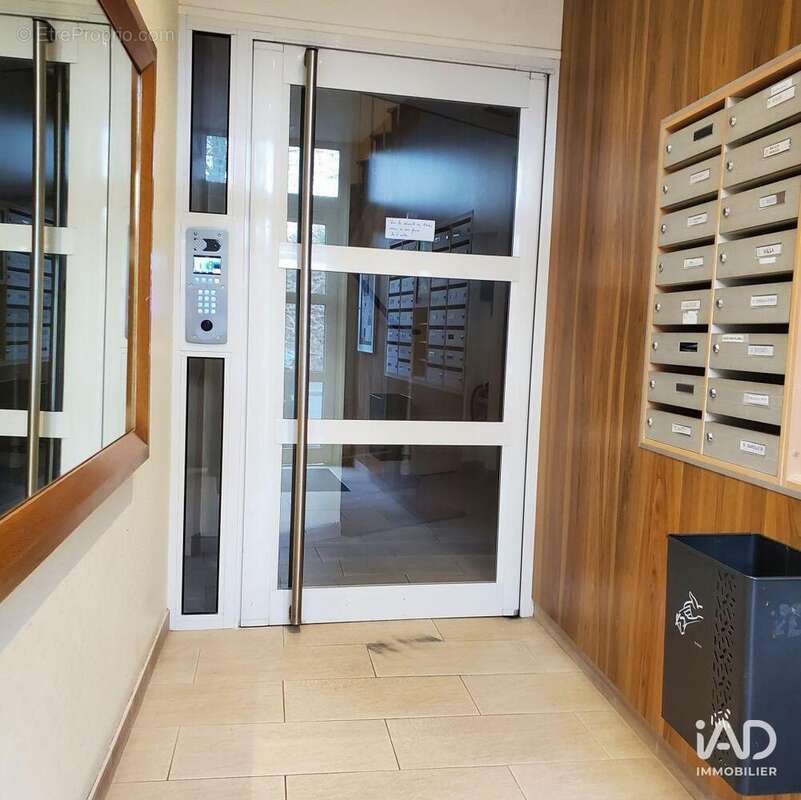 Photo 9 - Appartement à MONTROUGE