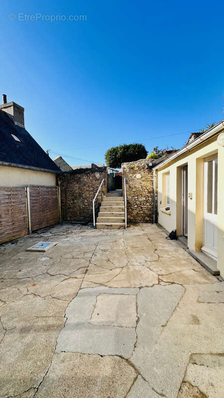 Maison à CAMARET-SUR-MER