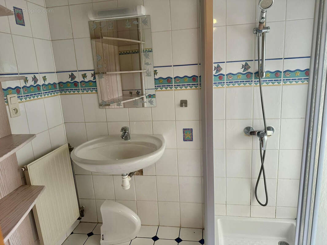 Maison à ESMOULIERES