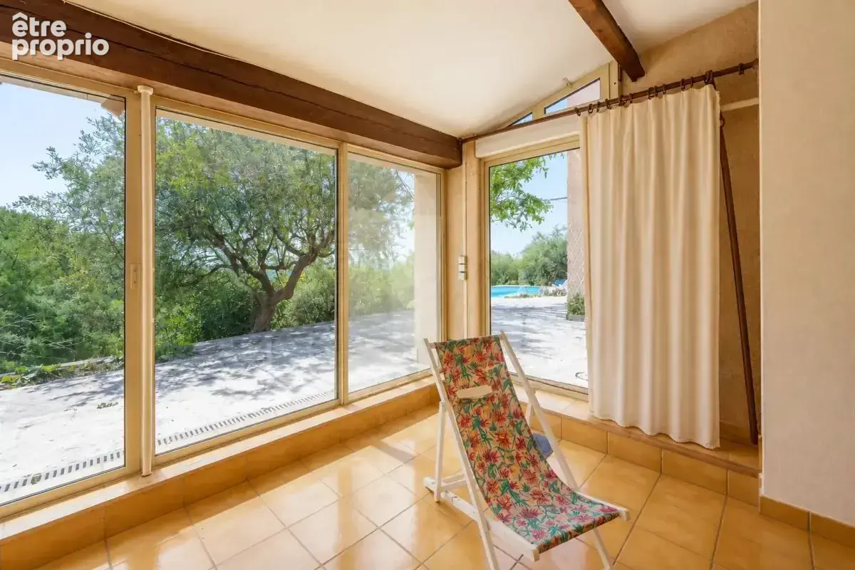 Maison de 8 pièces de 150 m² à Seillans - photo 15