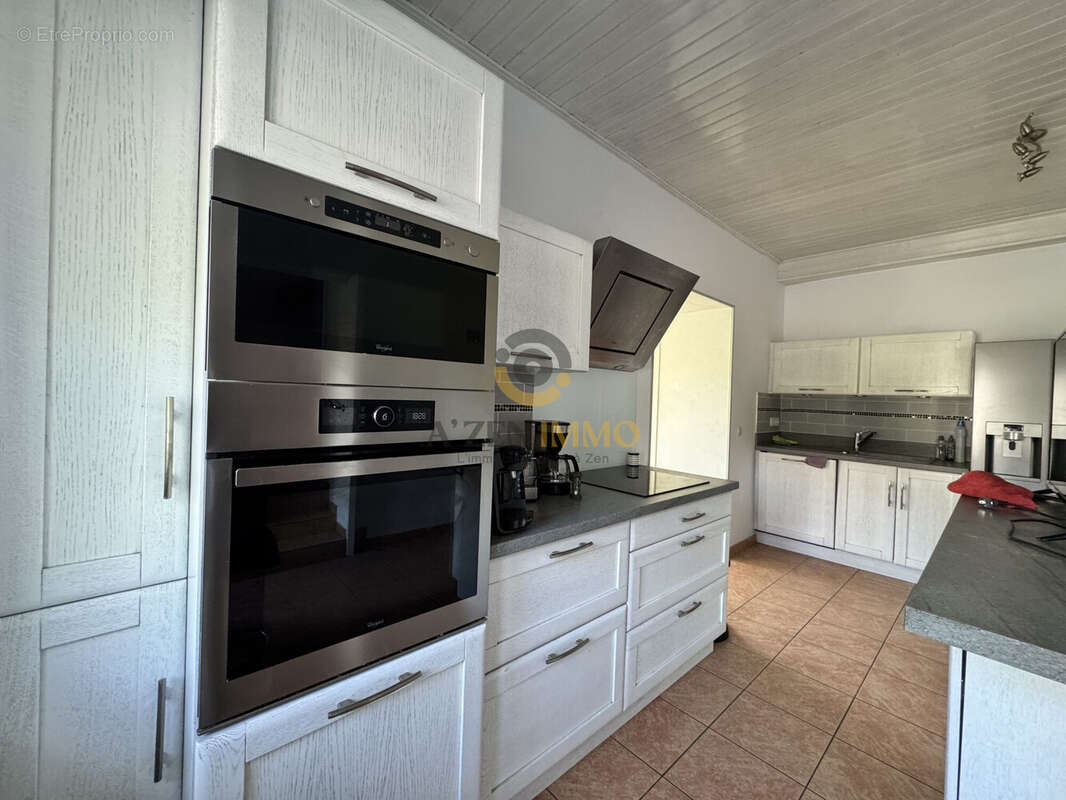 Maison à SECONDIGNY