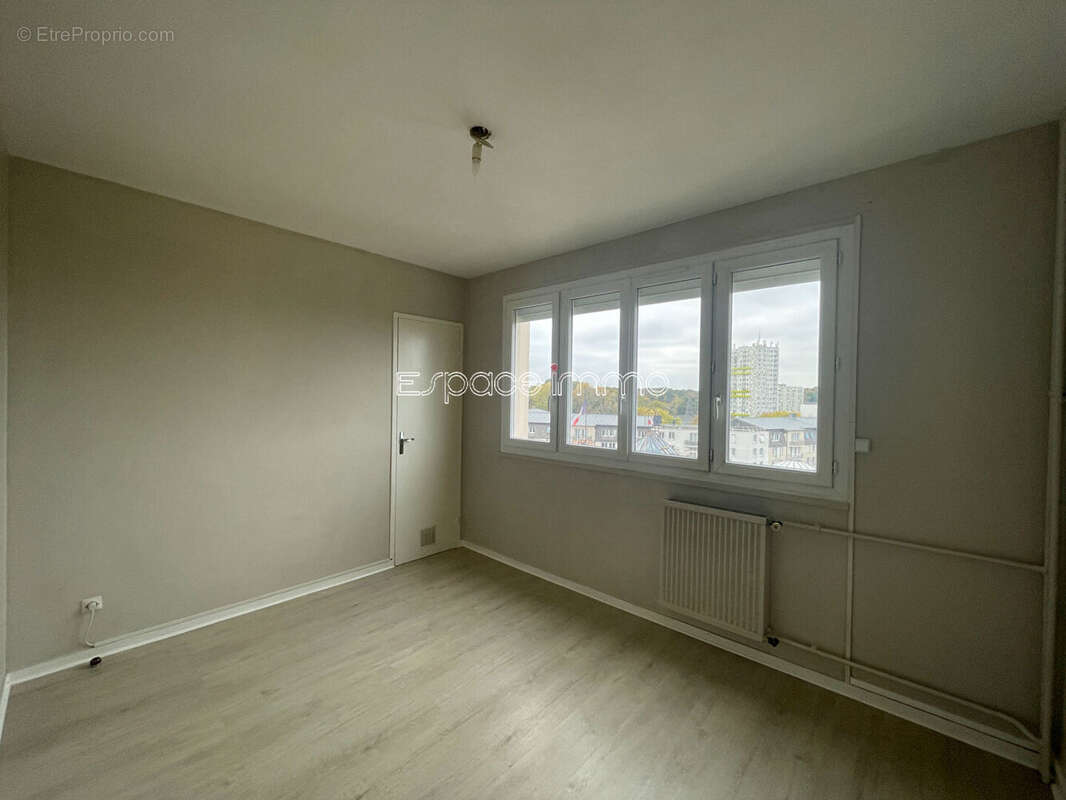 Appartement à CANTELEU