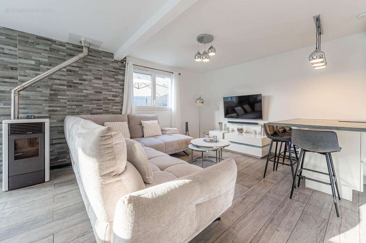 Maison à LA BALME-DE-SILLINGY