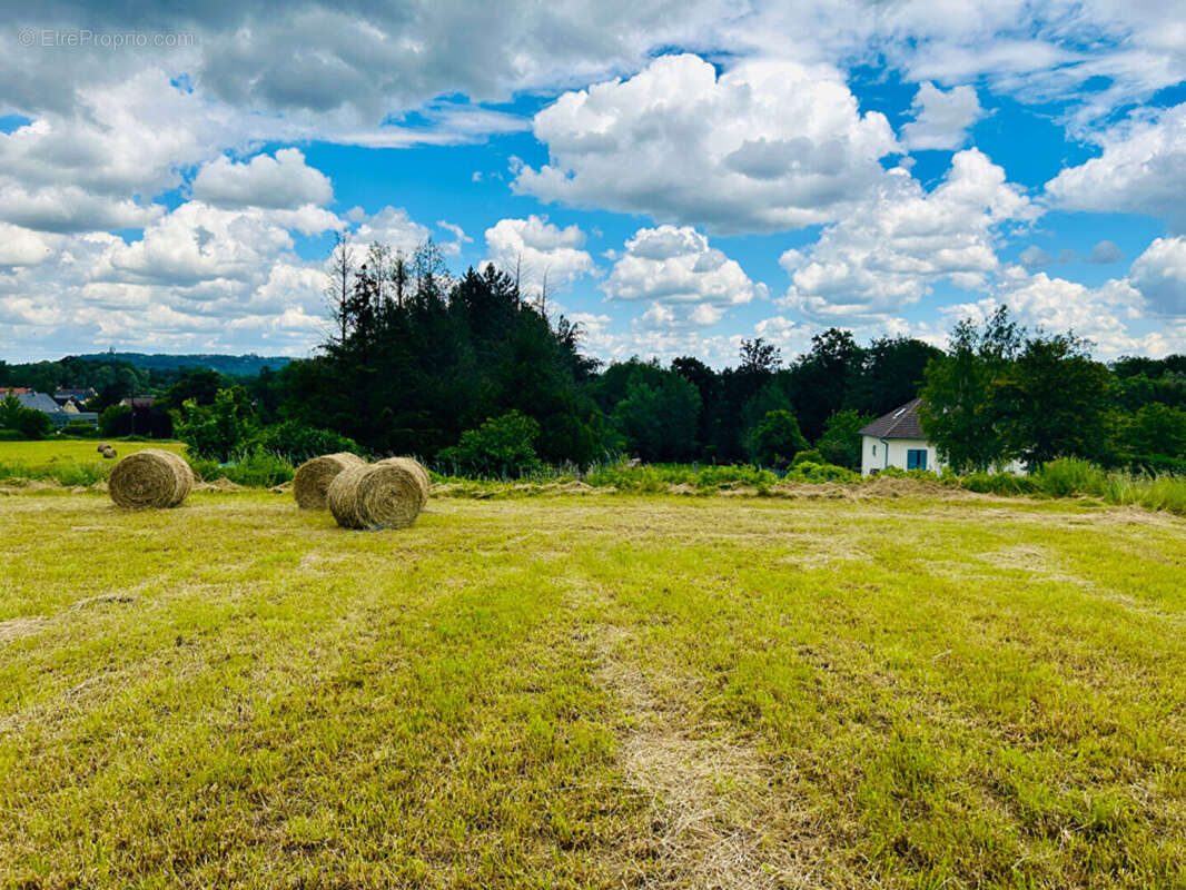 Terrain à LAON