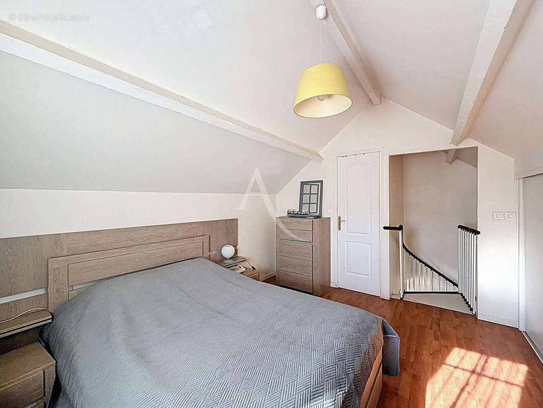 Maison située à Mareuil Les Meaux - une chambre et un jardin non attenant. - photo 7
