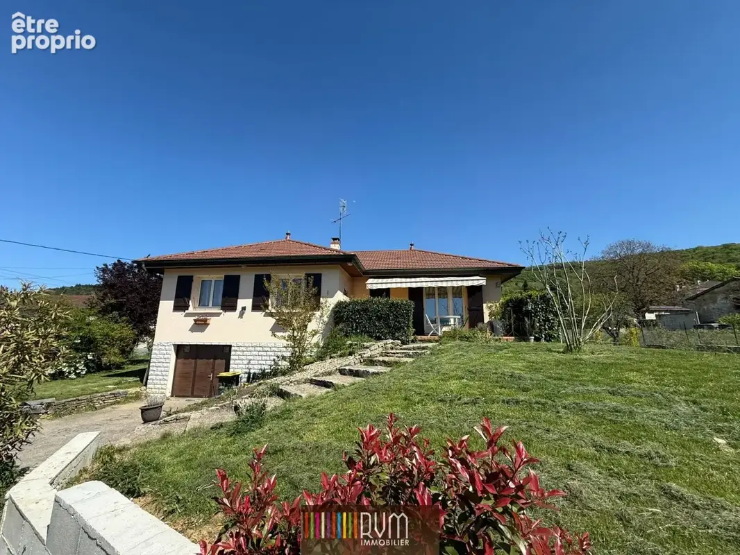 Maison à JASSERON