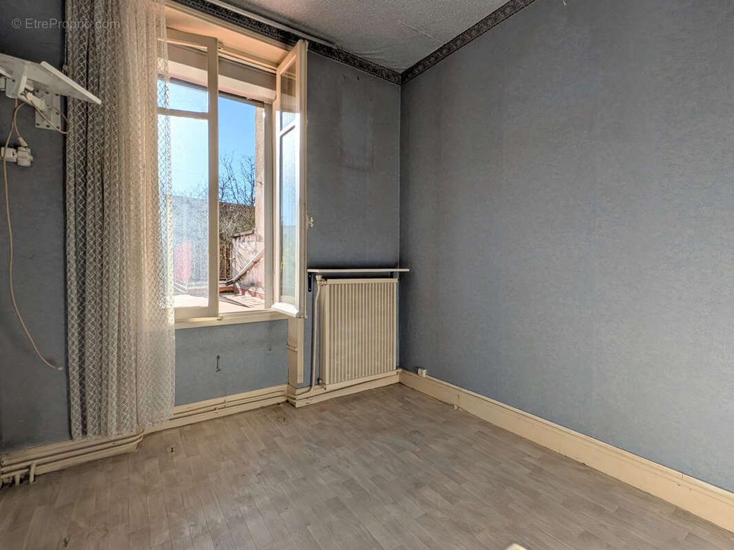 Maison à JARVILLE-LA-MALGRANGE