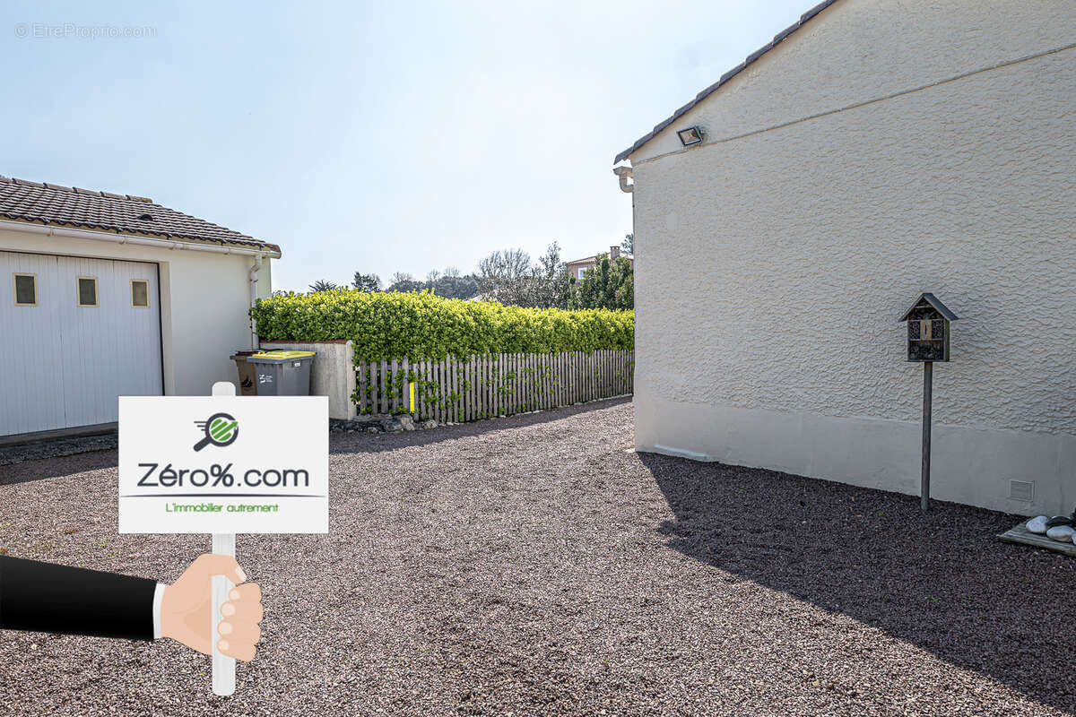 Maison à LONGEVILLE-SUR-MER