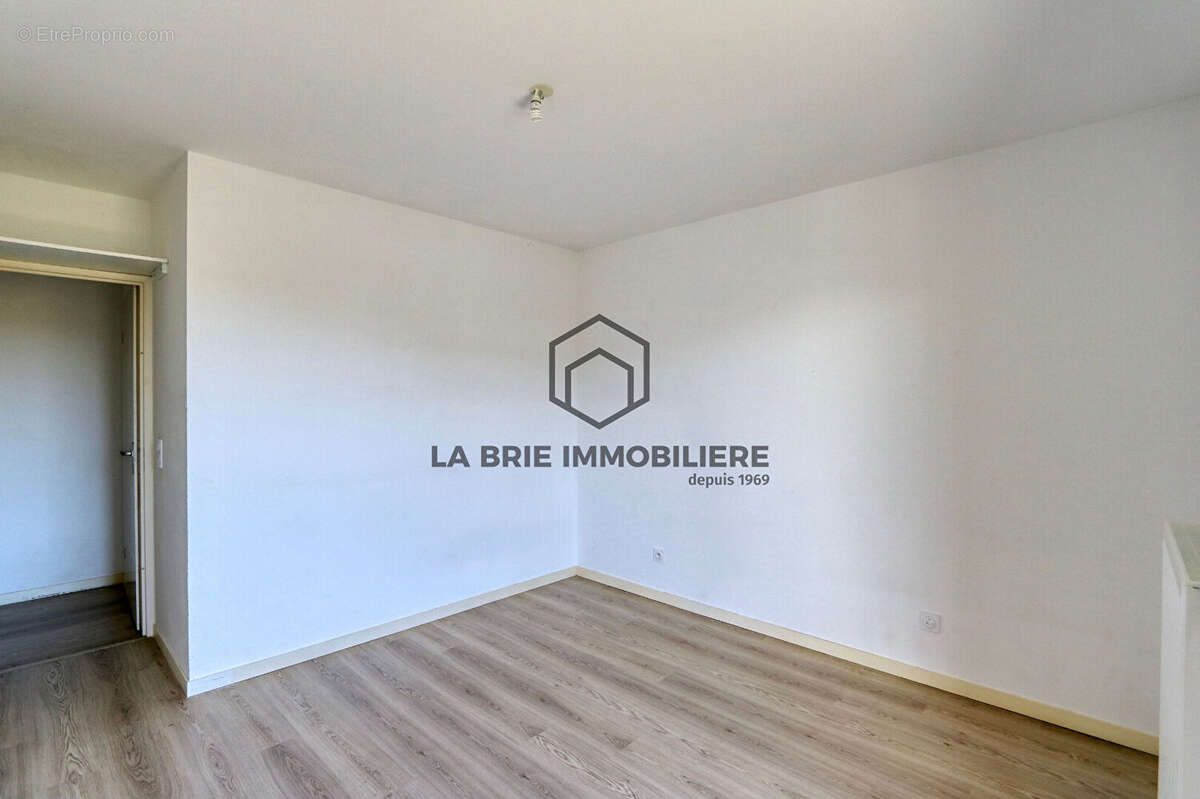 Appartement à VILLECRESNES