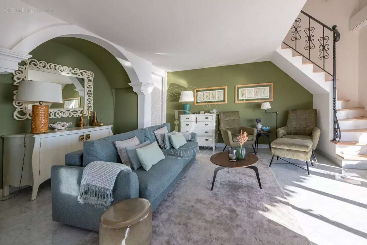 Appartement à VILLEFRANCHE-SUR-MER