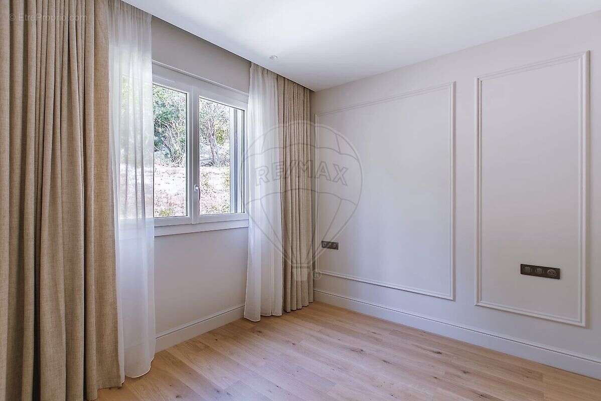 Appartement à BEAULIEU-SUR-MER