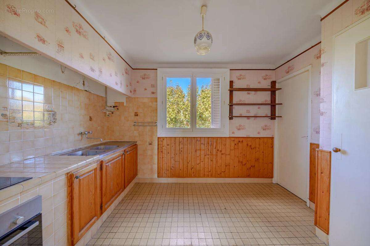 Appartement à MARSEILLE-15E