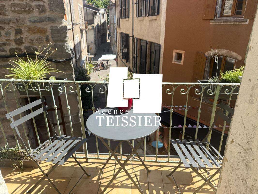 Appartement à LES VANS