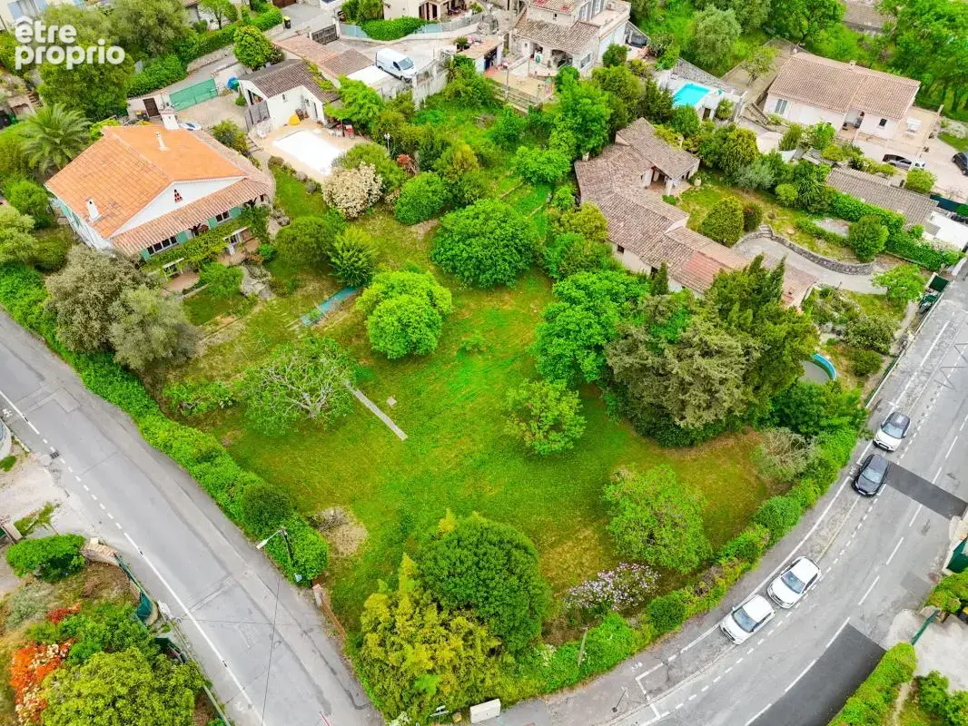 Terrain à bâtir 1.159 m² Calme absolu, commerces à pied - photo 8