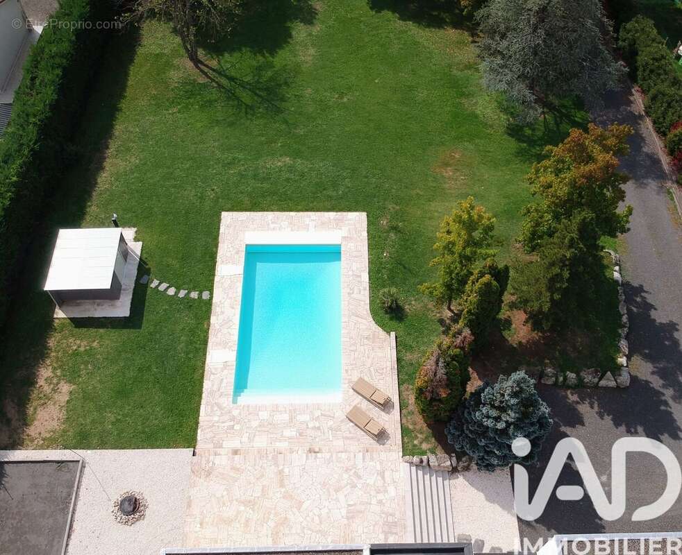 Photo 2 - Maison à SURY-LE-COMTAL