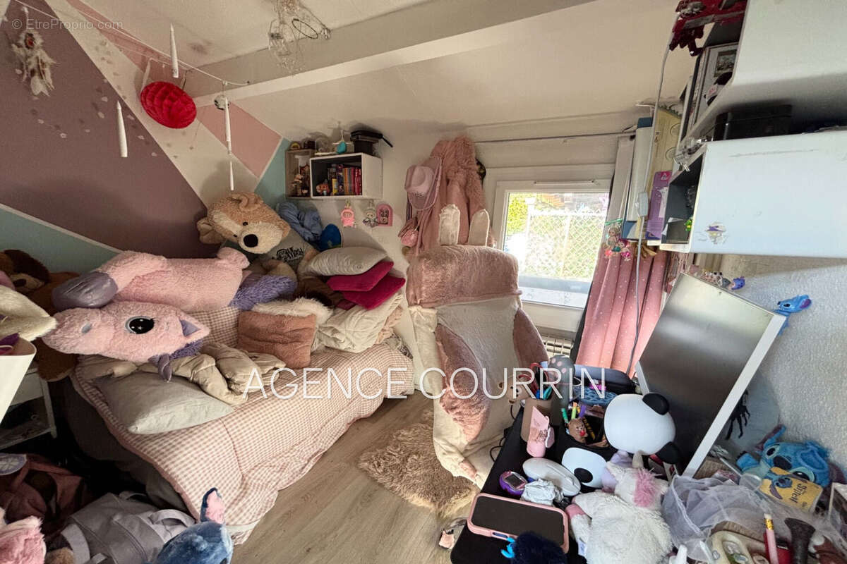 Maison à SAINT-VALLIER-DE-THIEY