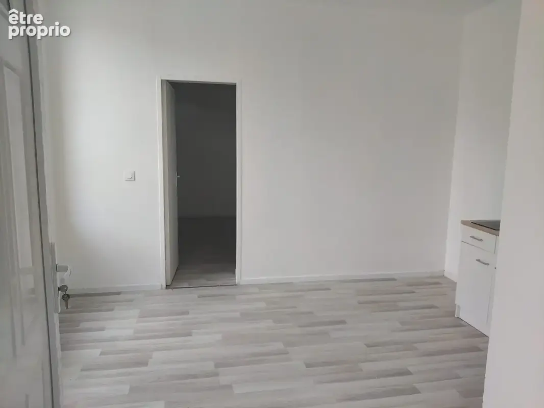 Appartement 2 pièces 31 m² à vendre à Caudebec-Les-Elbeuf (76320) - photo 2