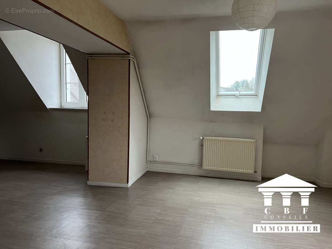 Appartement à SAINT-SERNIN-DU-BOIS