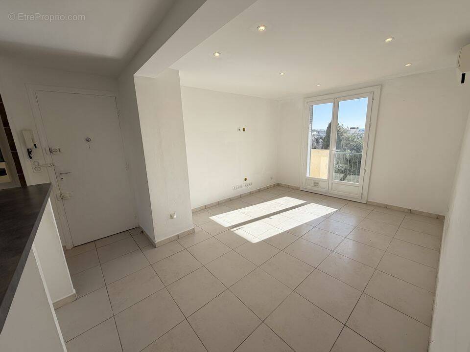 Appartement à MARSEILLE-13E