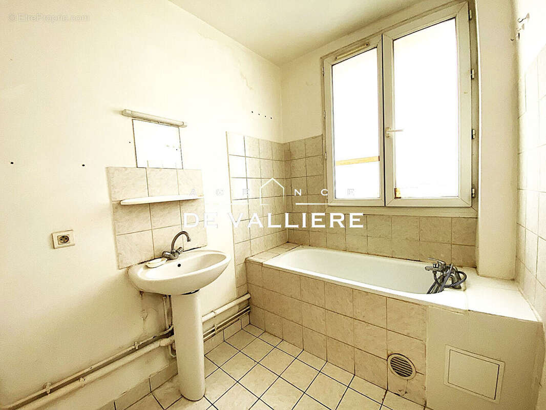Appartement à SURESNES