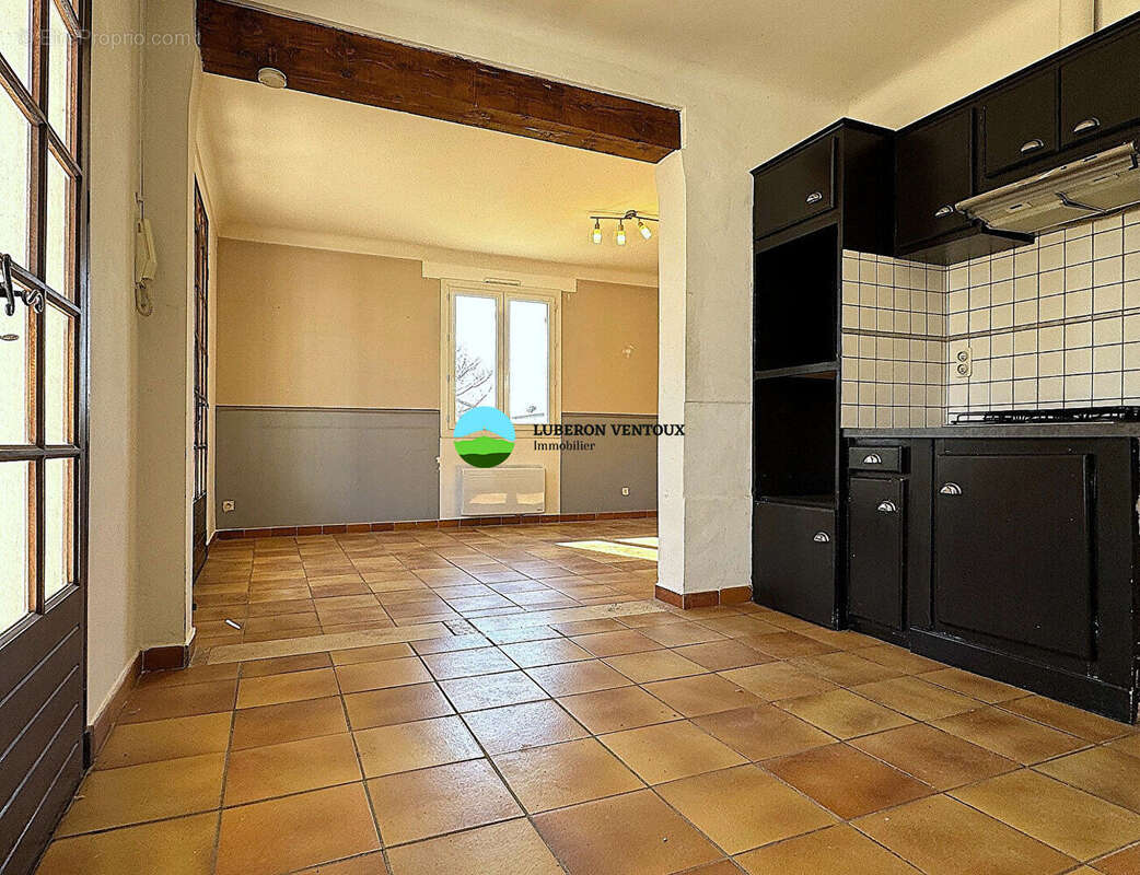 Maison à PERNES-LES-FONTAINES