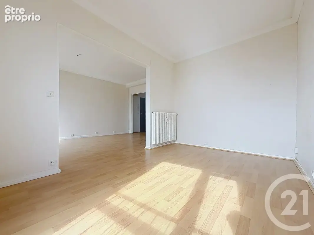 Appartement 3 pièces 54 m² à vendre à Reims (51100) - photo 2