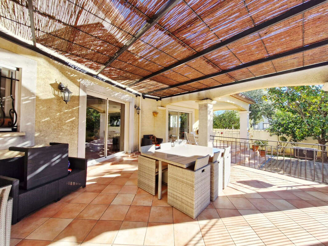 Maison à RESTINCLIERES