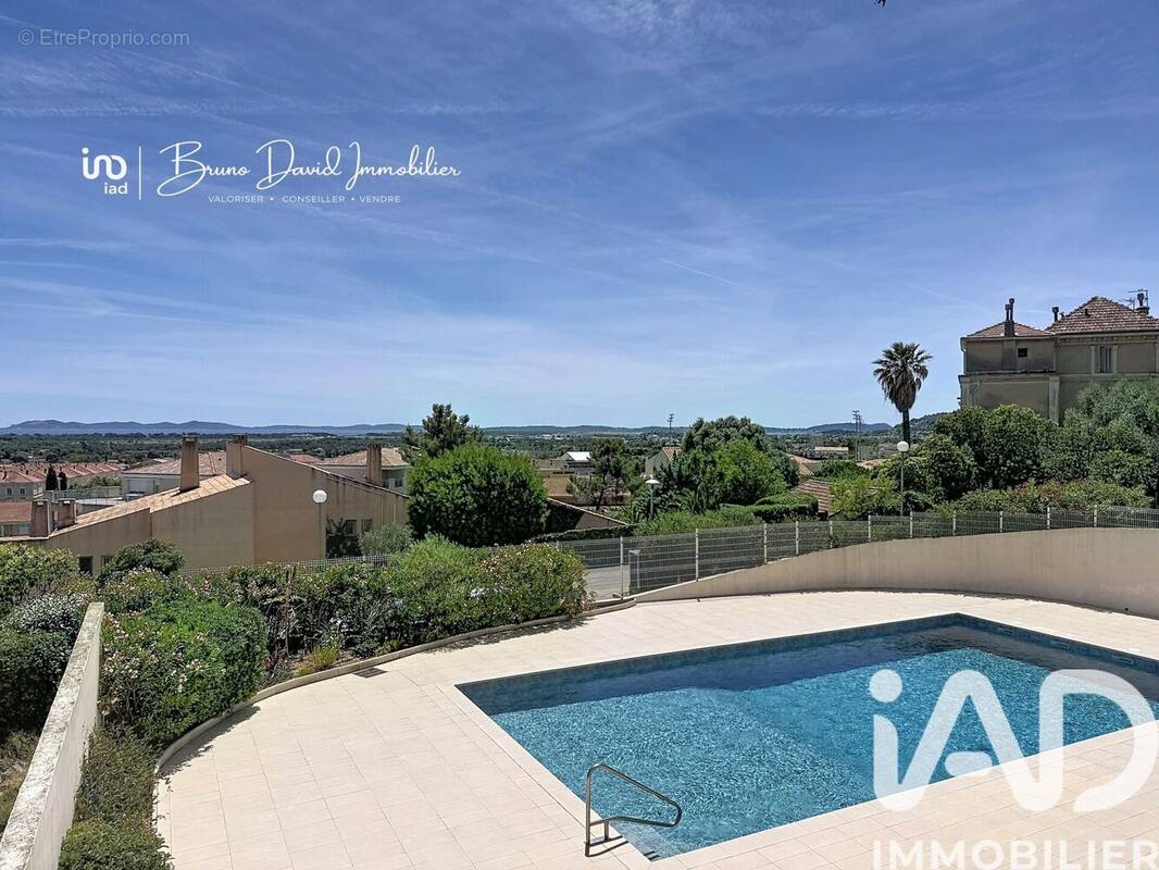 Photo 1 - Appartement à HYERES