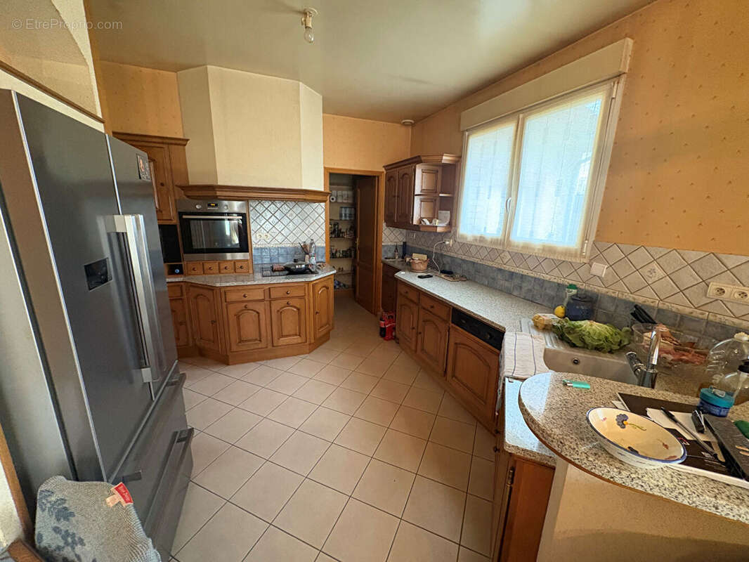 Maison à MOY-DE-L'AISNE