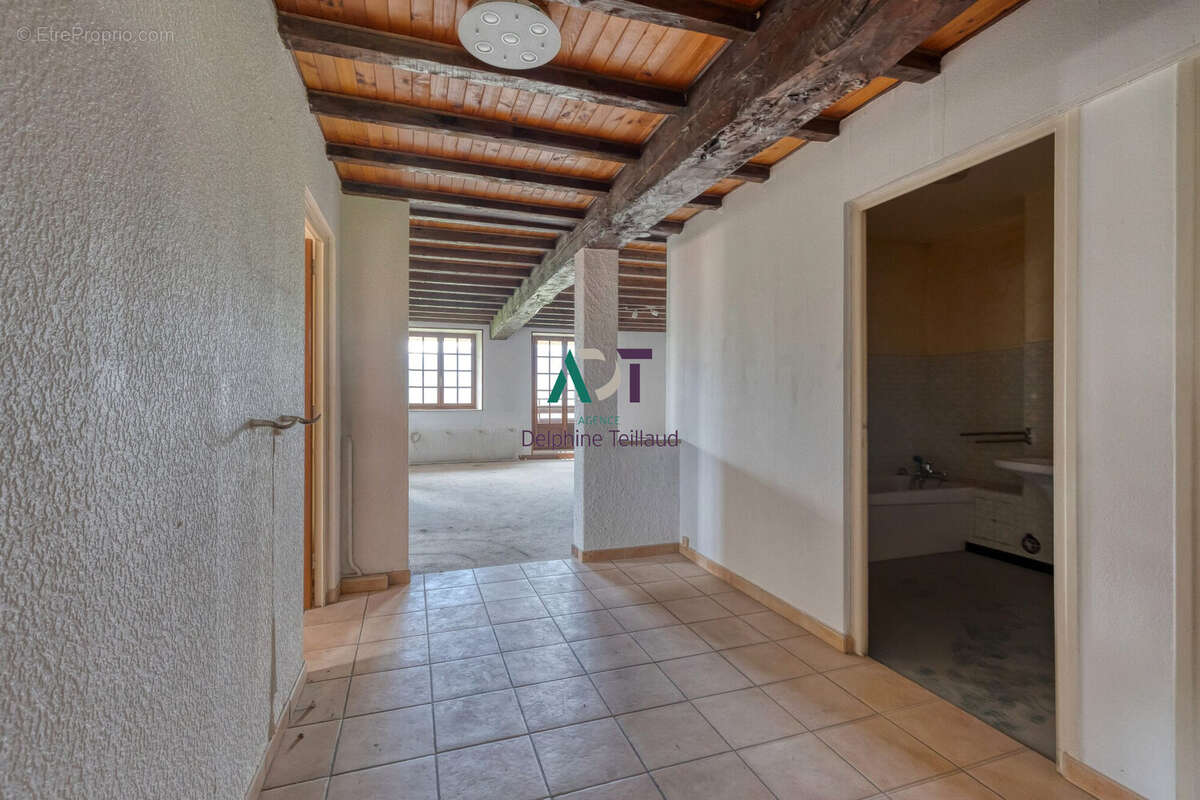 Appartement à MEYLAN
