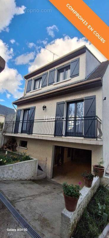 Maison à NEUILLY-PLAISANCE