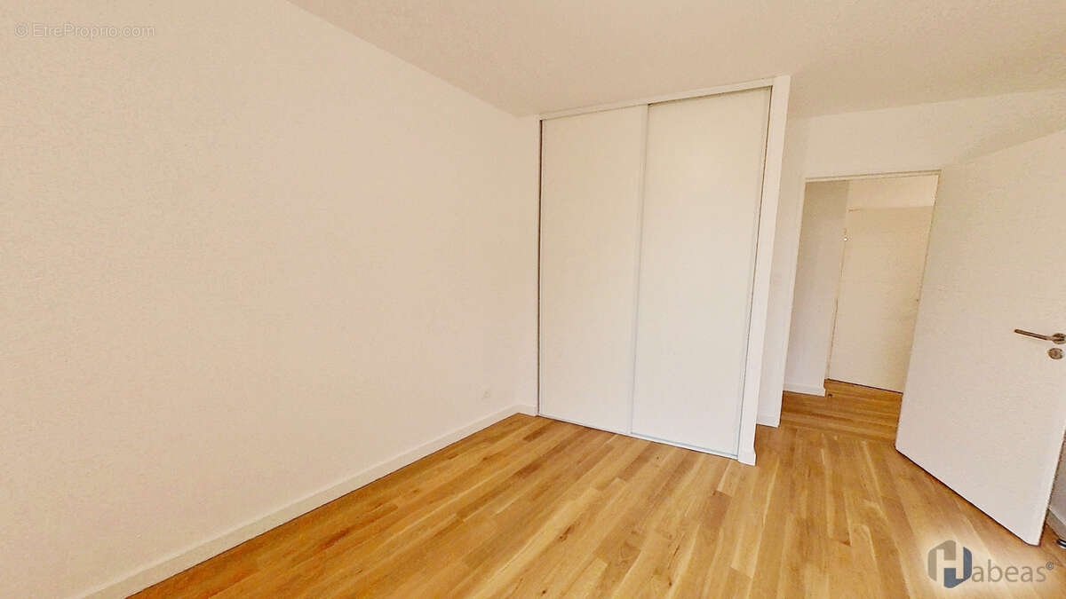 Appartement à VILLE-LA-GRAND